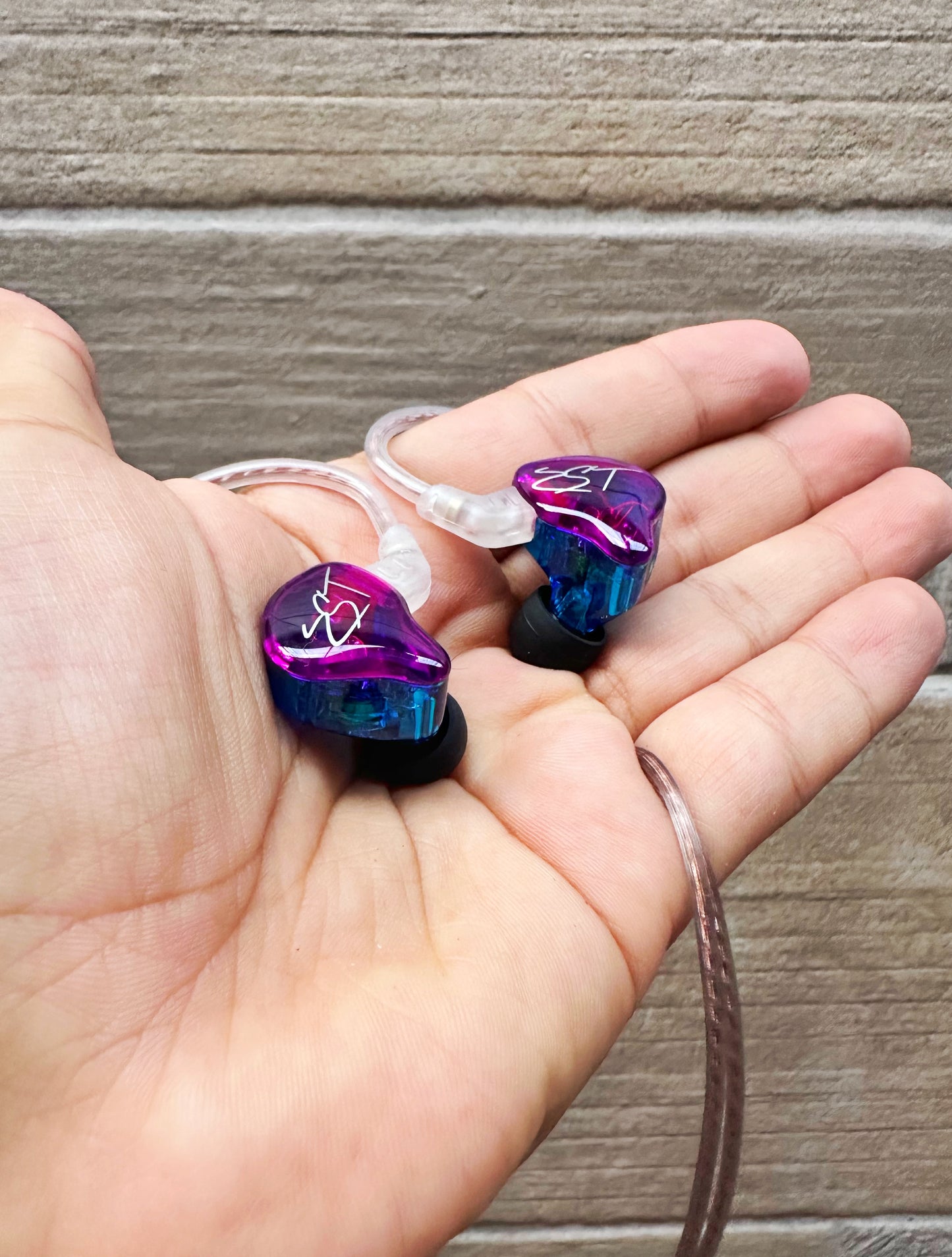 Kz ZST (2 vias-4 Drivers)