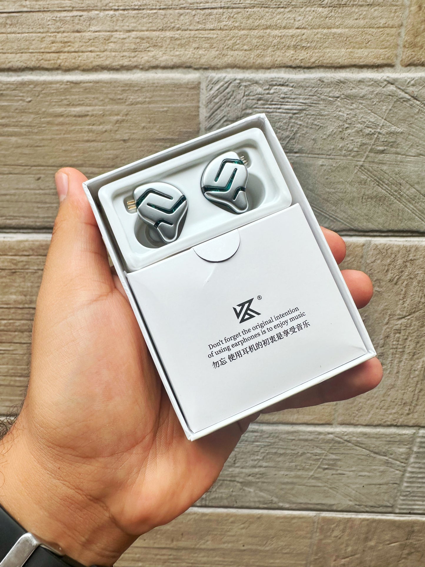 Kz ZES (2 vias-4 Drivers)